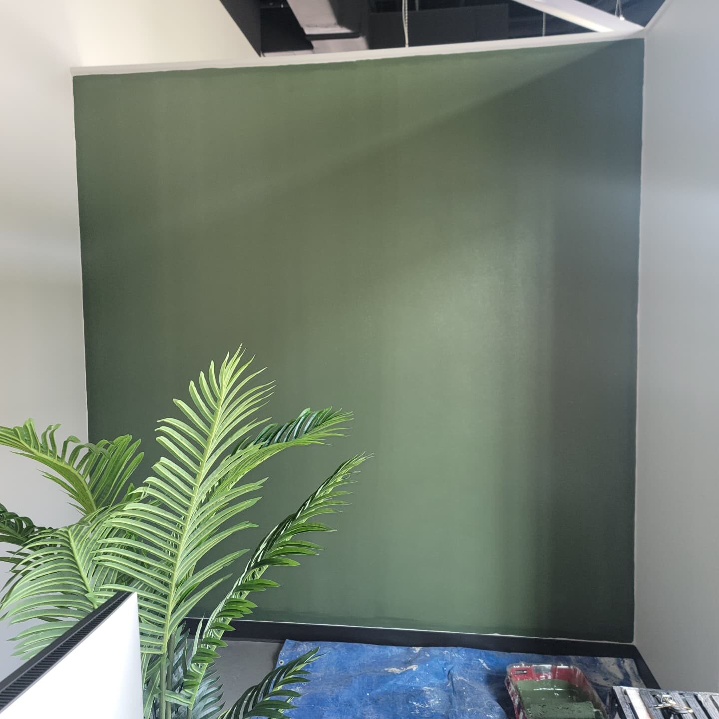 Geometric Accent Wall, before the work in Winter Garden